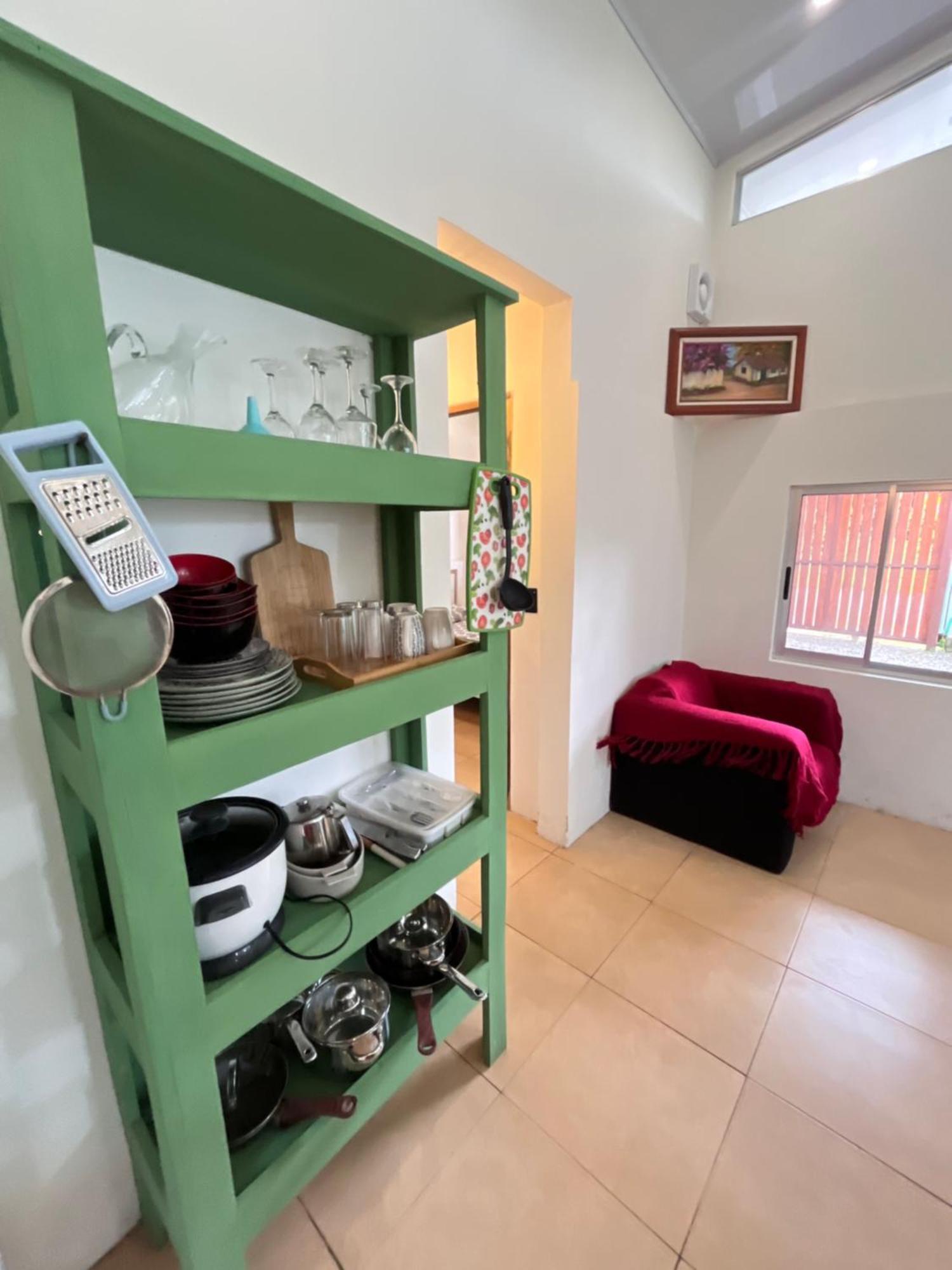 Casita Miss Sam En El Centro De Puerto Viejo Apartment